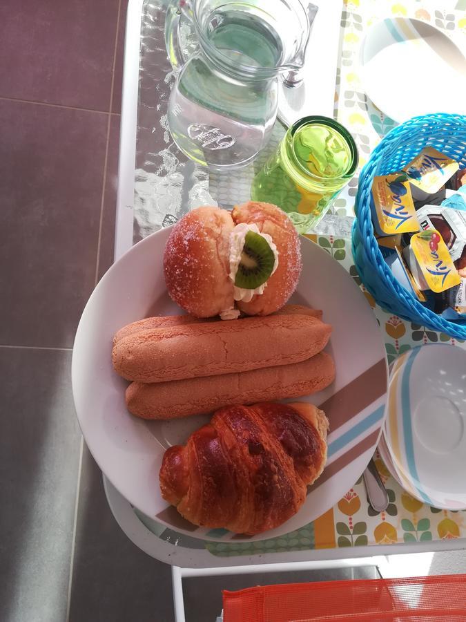 B. Sinis Bed & Breakfast Càbras Екстериор снимка