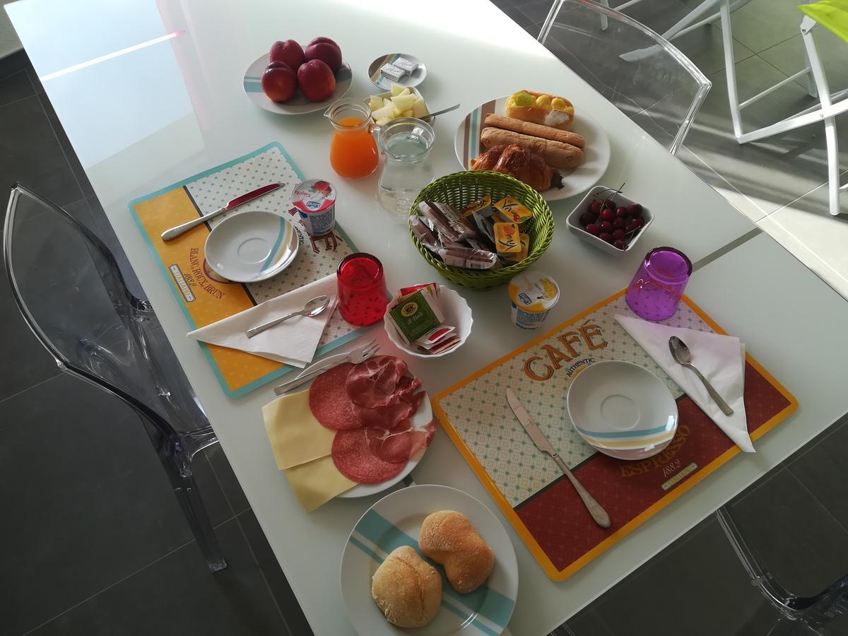 B. Sinis Bed & Breakfast Càbras Екстериор снимка