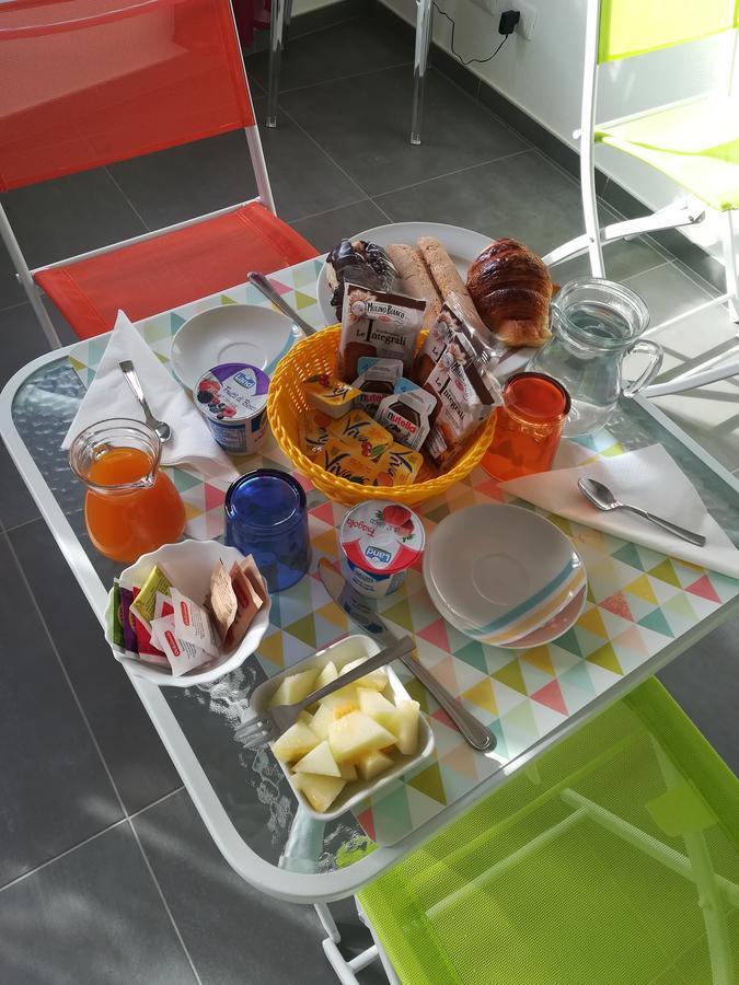 B. Sinis Bed & Breakfast Càbras Екстериор снимка