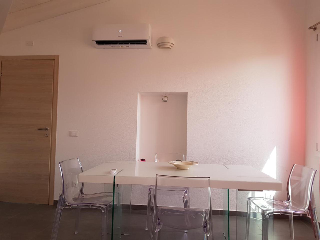 B. Sinis Bed & Breakfast Càbras Екстериор снимка