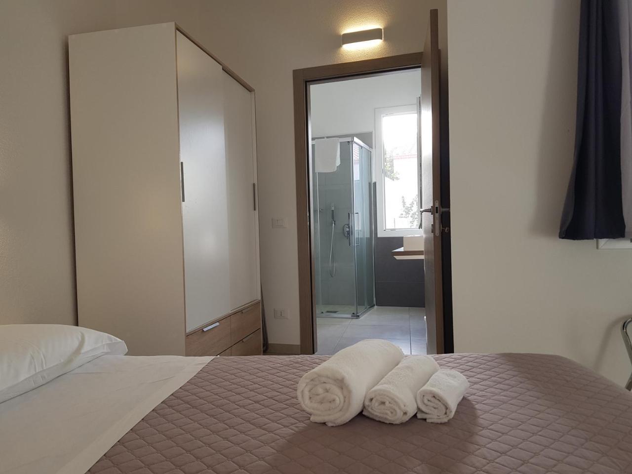 B. Sinis Bed & Breakfast Càbras Екстериор снимка